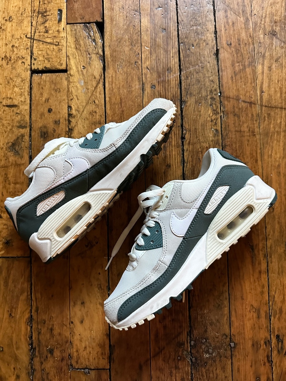 WOMENS NIKE AIR MAX 90 - SAIL VINTAGE GREEN - SIZE 7.5